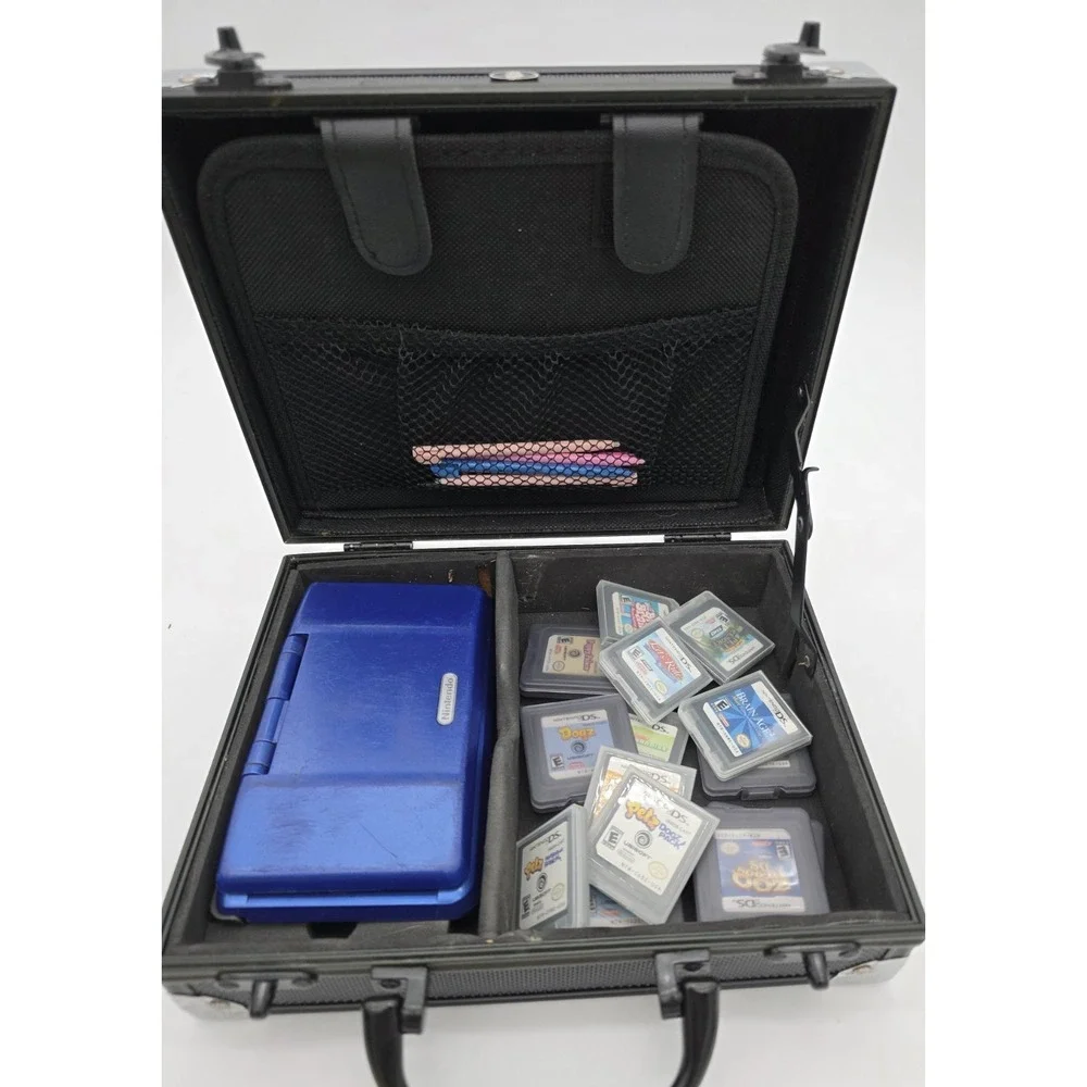 Nintendo DS Electric Blue 14 Games Used All Games Work READ Description #0333